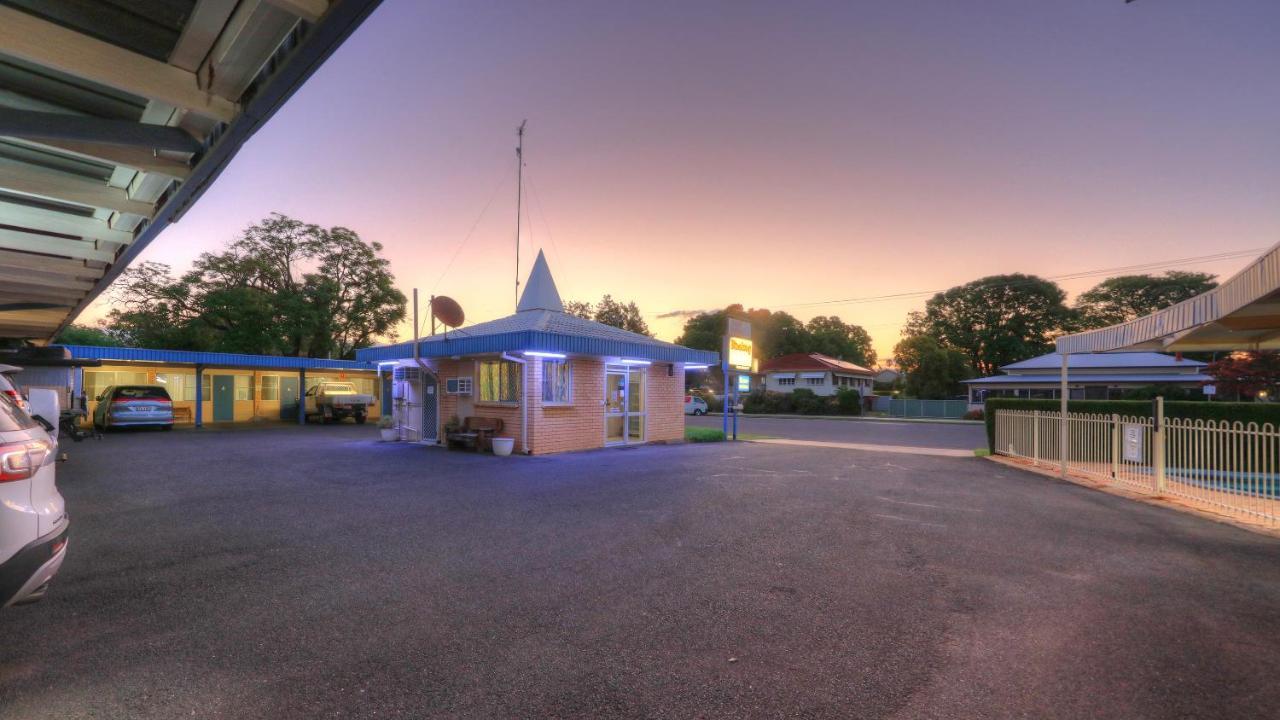 Binalong Motel Goondiwindi Bagian luar foto