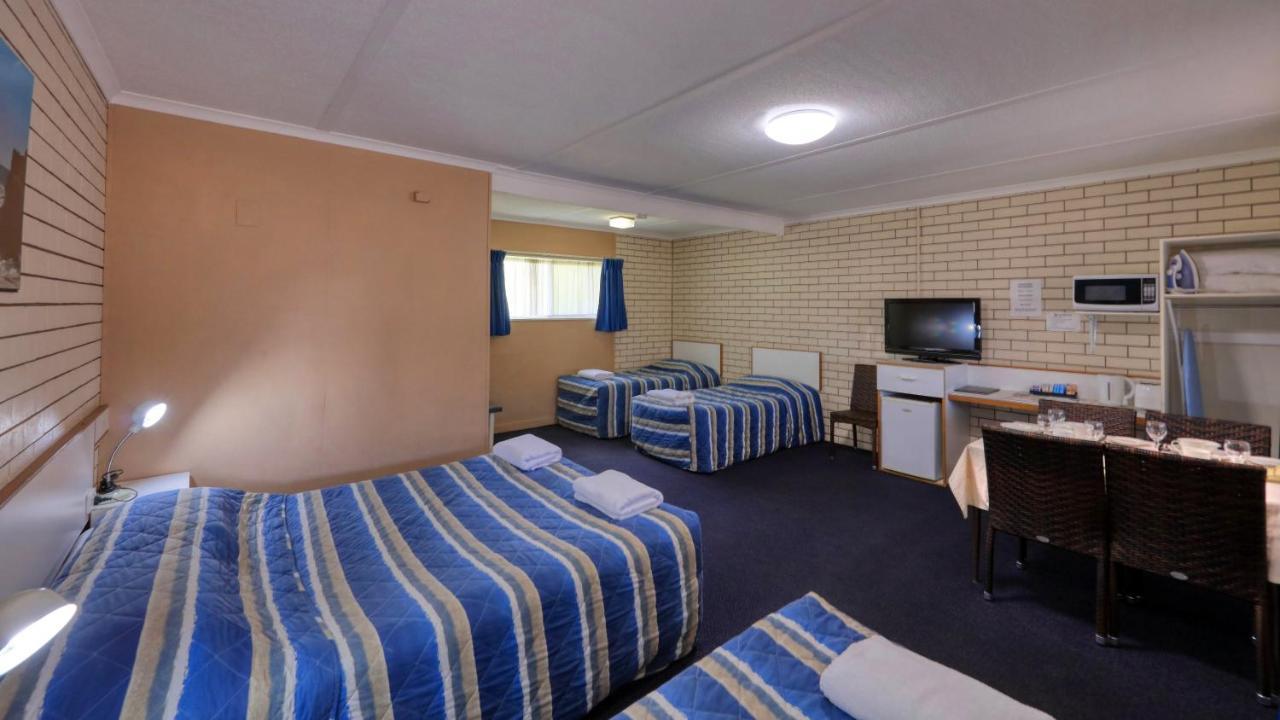 Binalong Motel Goondiwindi Bagian luar foto