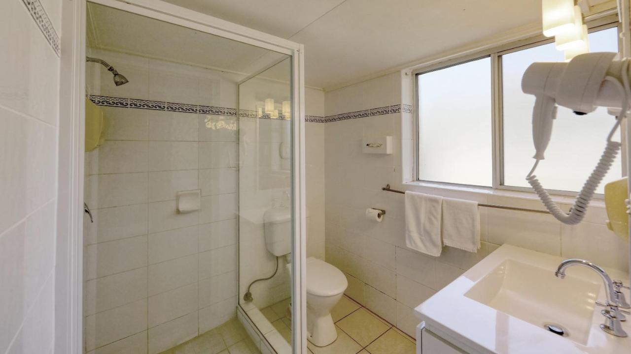 Binalong Motel Goondiwindi Bagian luar foto
